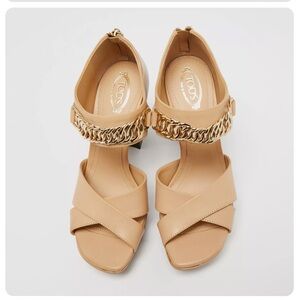 Tod’s Tan Leather Gold Chain Link Platform Sandals Size 8